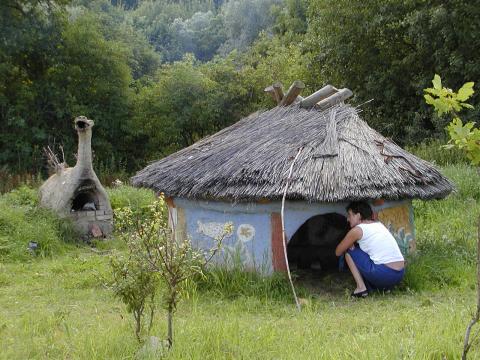 Rundh&uuml;tte, Aug. 2001